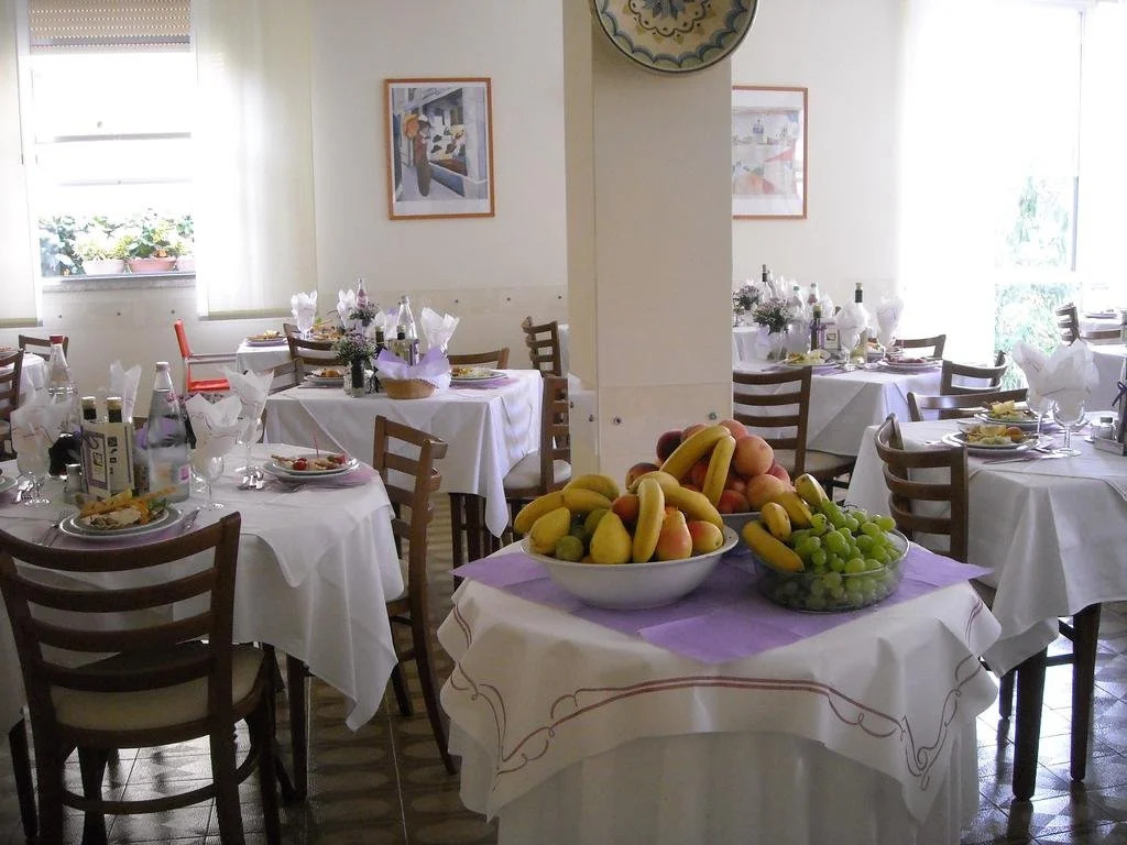 Hotel Lora