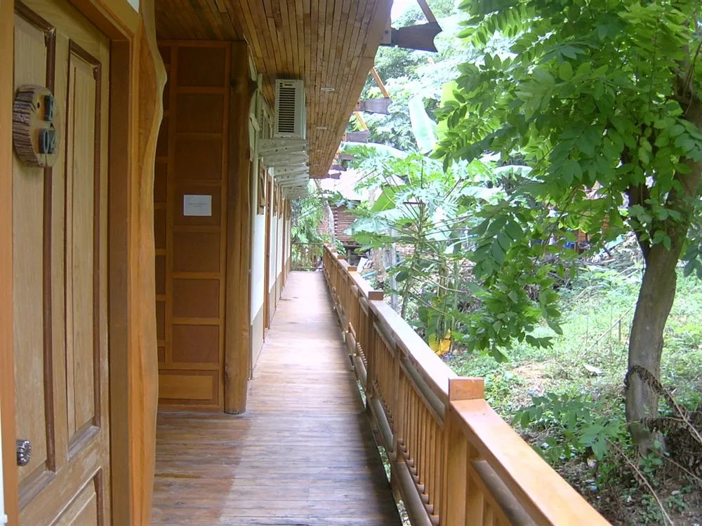 Phuttachot Resort Phi Phi