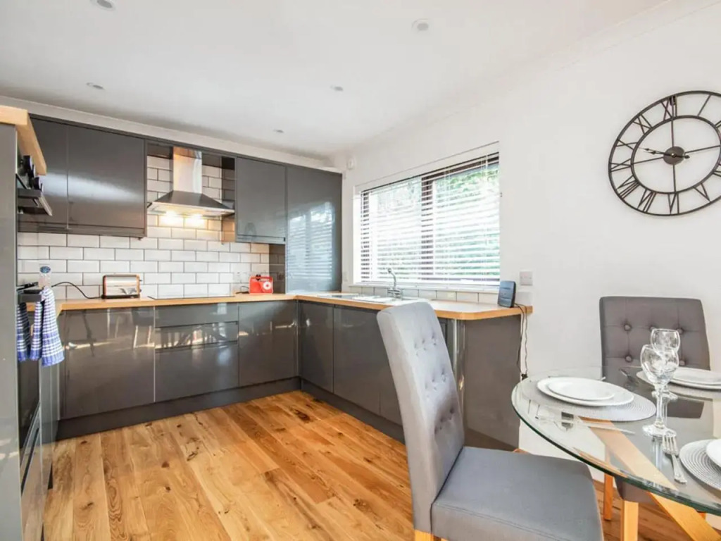 Flat 1, 69 Macewen Drive