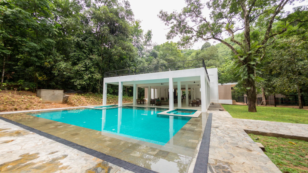 Palmstone Retreat-Rafting, Hiking, and Waterfall Treks
