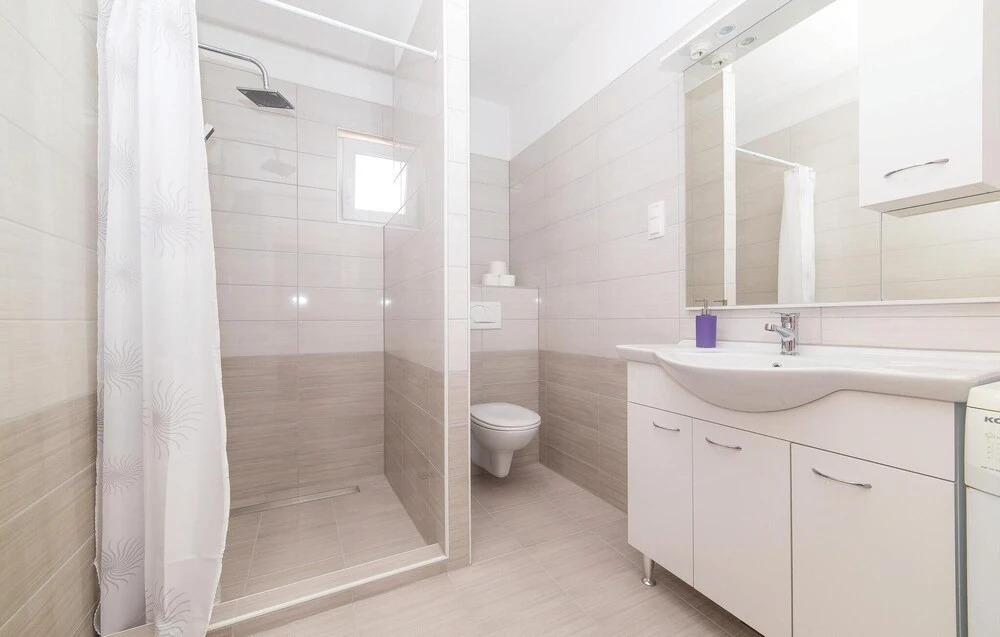Amazing Home in Kastel Novi With Wifi and 3 Bedrooms