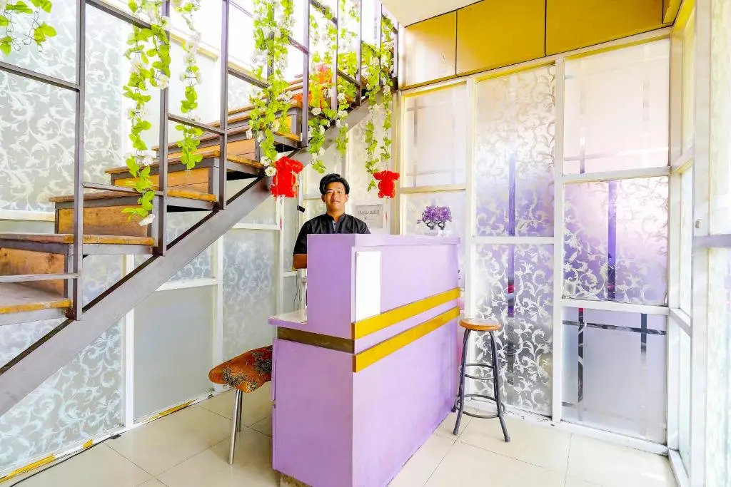 OYO 91299 Violet Guest House