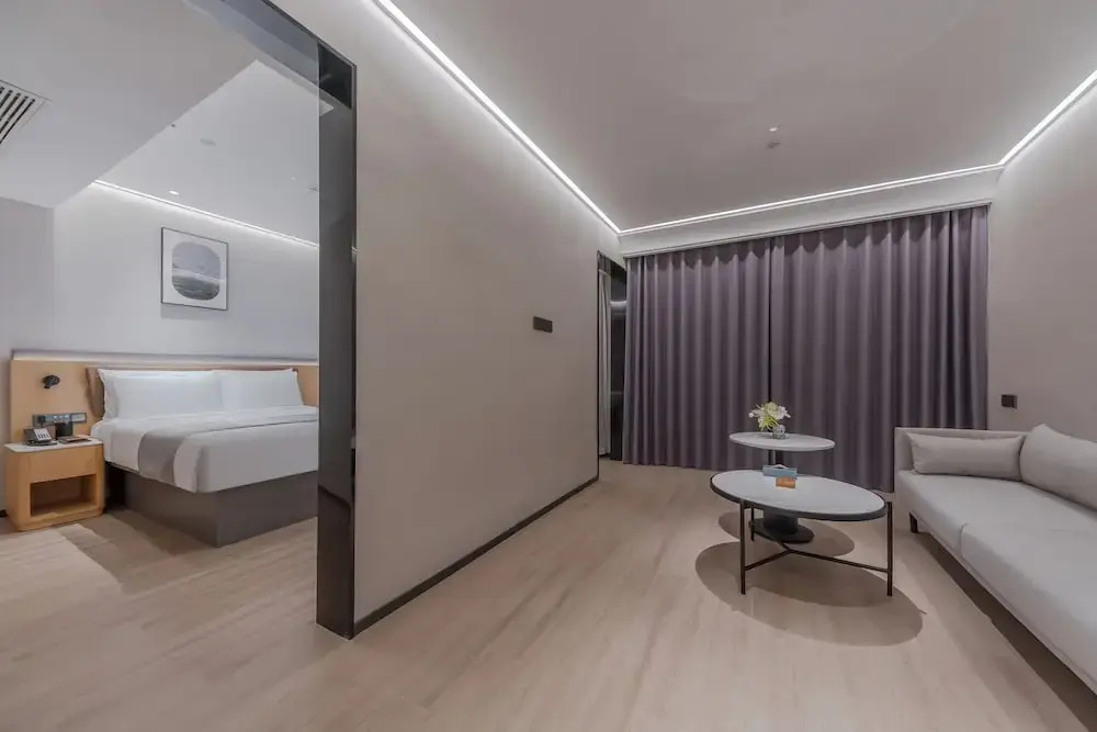 SKYBIRD Hotel