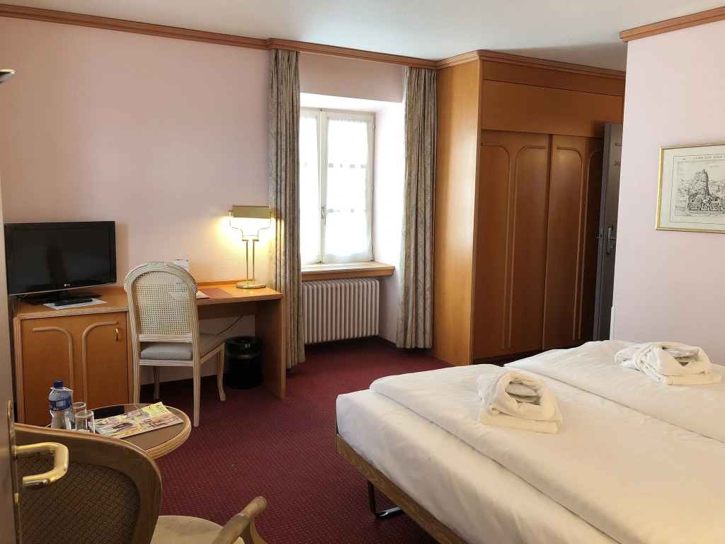 Thermal Hotels & Walliser Alpentherme Leukerbad