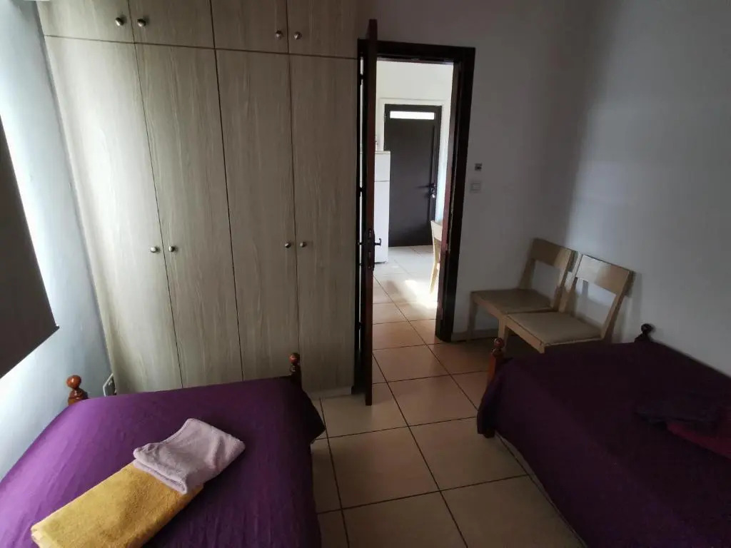 Strovolos rooms Studios
