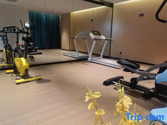 Yeste International Hotel (Chongzuo Youyi Avenue South Railway Station)