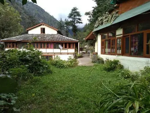Thakur cottage homestay