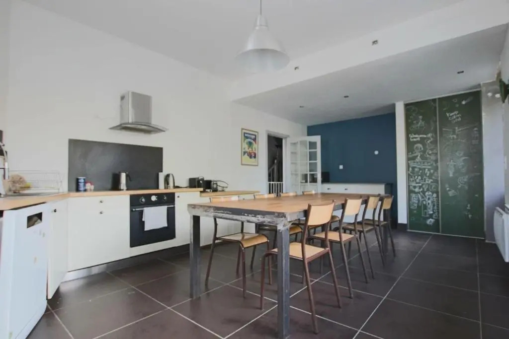 House for 8 people near the beach