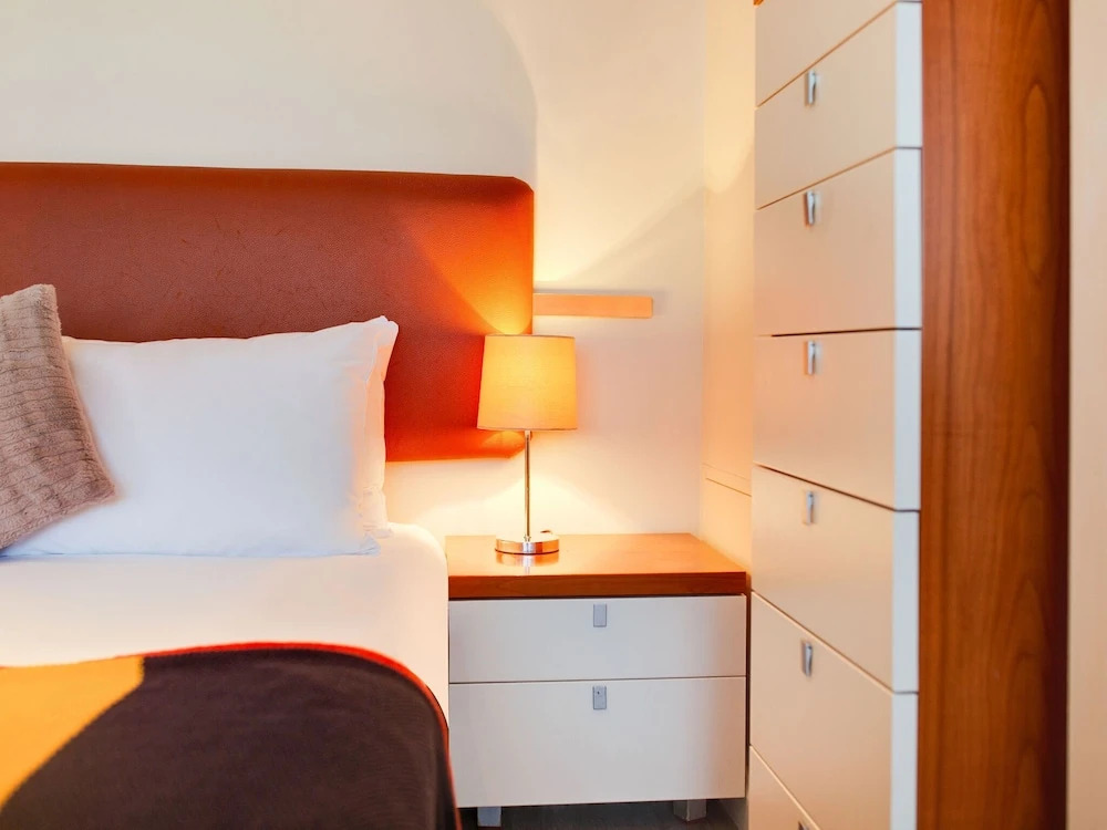 Delightful Studio in London Near Wildlife Garden