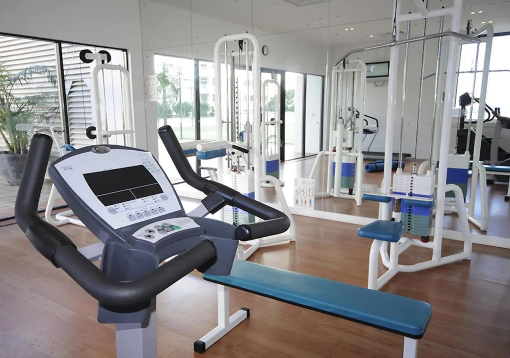 Hotel Apartments on 22 View Avenue, Surfers Paradise