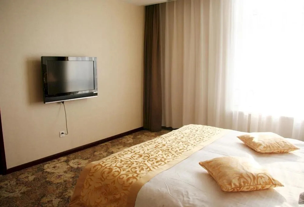 Zhongyi Pengao Hotel