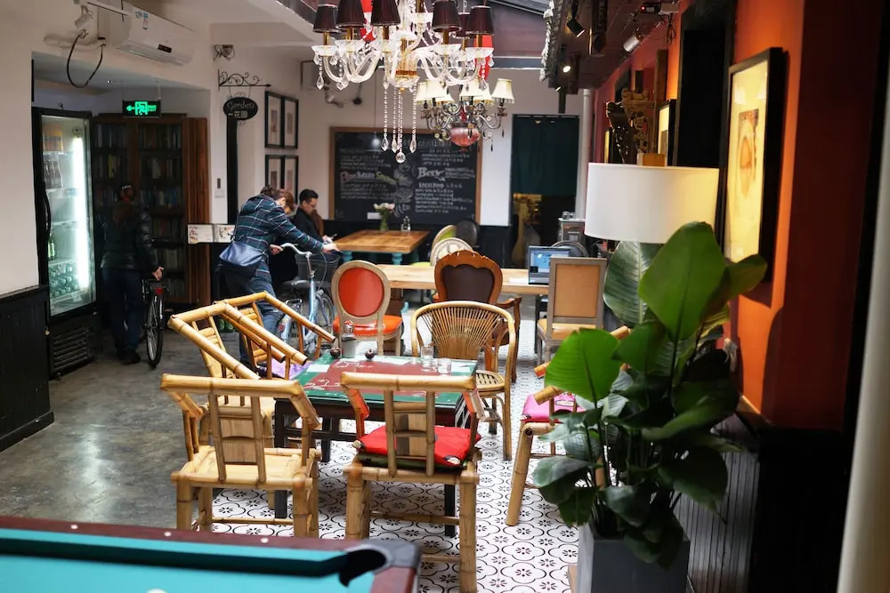 POSHPACKER - Chengdu Mix Hostel - Cicada Zen Yard