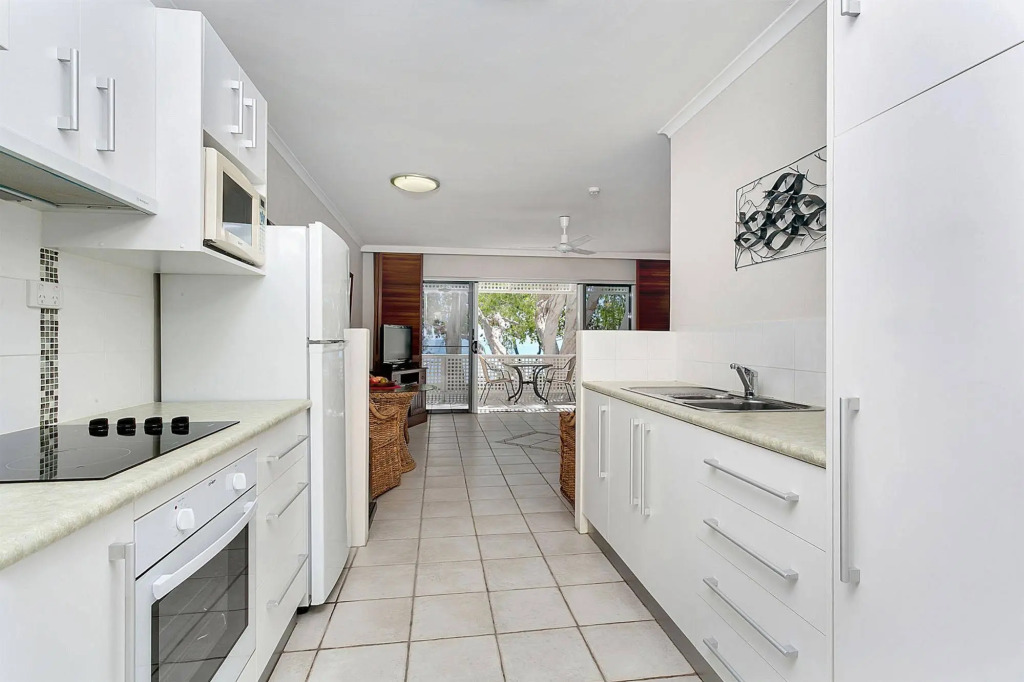 On Palm Cove Beachfront Apartments