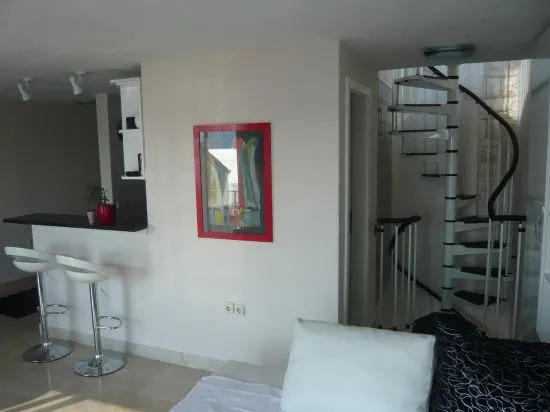G&B Apartments