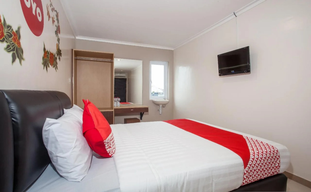 Lg Residence By OYO Rooms