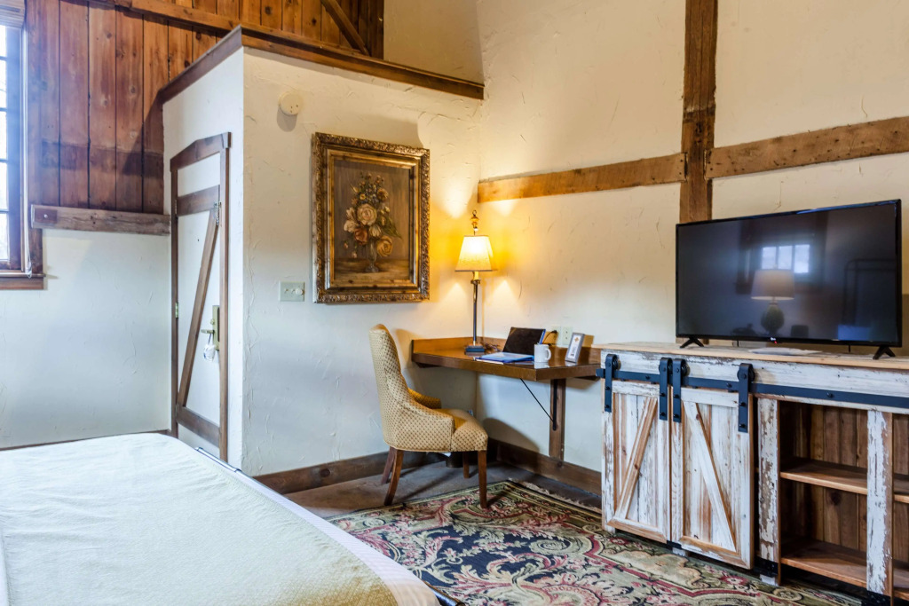 The Inn at Leola Village, a Historic Hotel of America