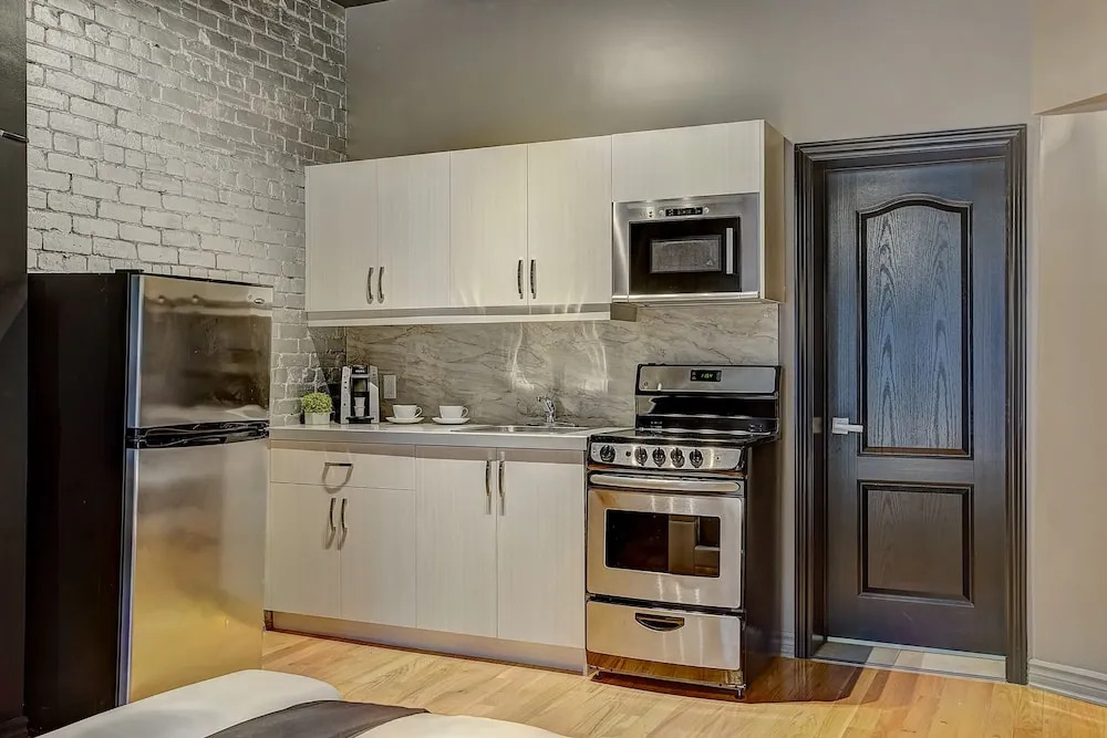 Drummond Downtown Montréal Studio Near Sofitel302-feel Like a Boutic Hotel st