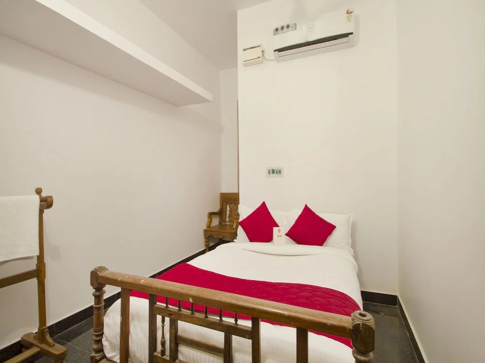 OYO 12970 Home Grand 3BHK Near Quiet Beach ECR