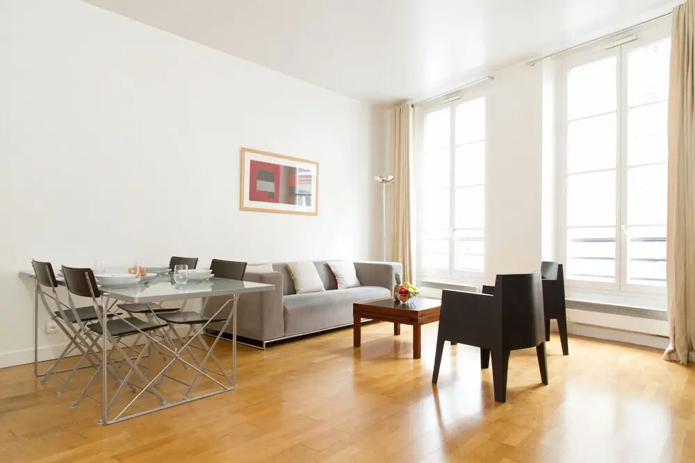 Saint Michel - Cluny Area Apartment