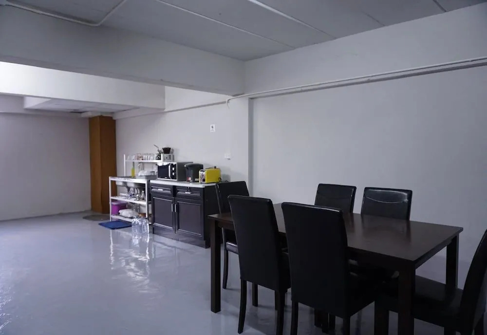 OYO 723 Lamphun Hostel