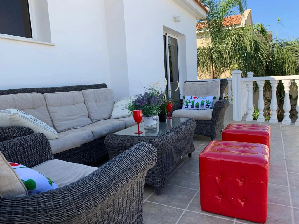 Carilisto Villas Big 4 Bedrooms in Center of Ayia Napa