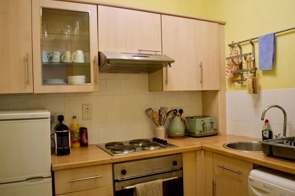 Bright 1 Bedroom Apartment At The Shore