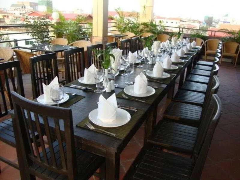 Macau Phnom Penh Hotel