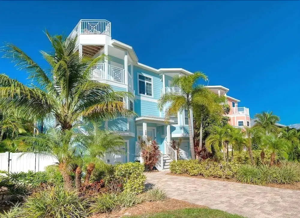 Beachbreeze Apartment 6