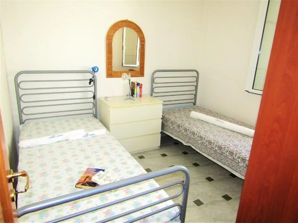 Apartment with 2 bedrooms in Torre San Giovanni with furnished terrace 150 m from the beach