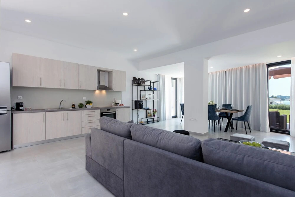 White Swan Villa by White Dream Villas