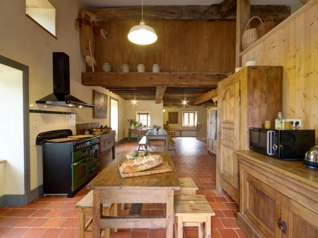 Gîte authentique 12 pers avec terrasse en campagne - FR-1-496-54