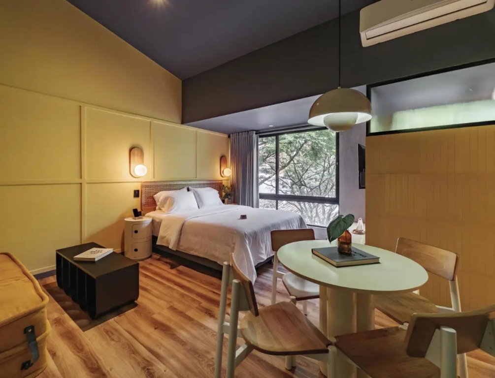 The Somos Flats Provenza