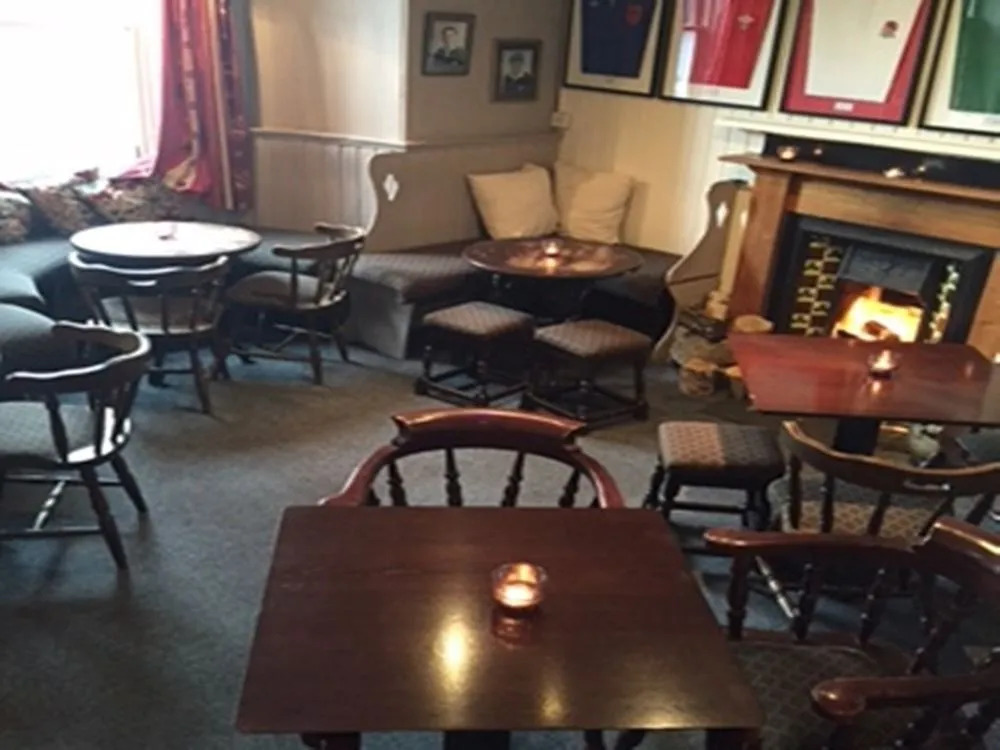 Clovenfords Hotel