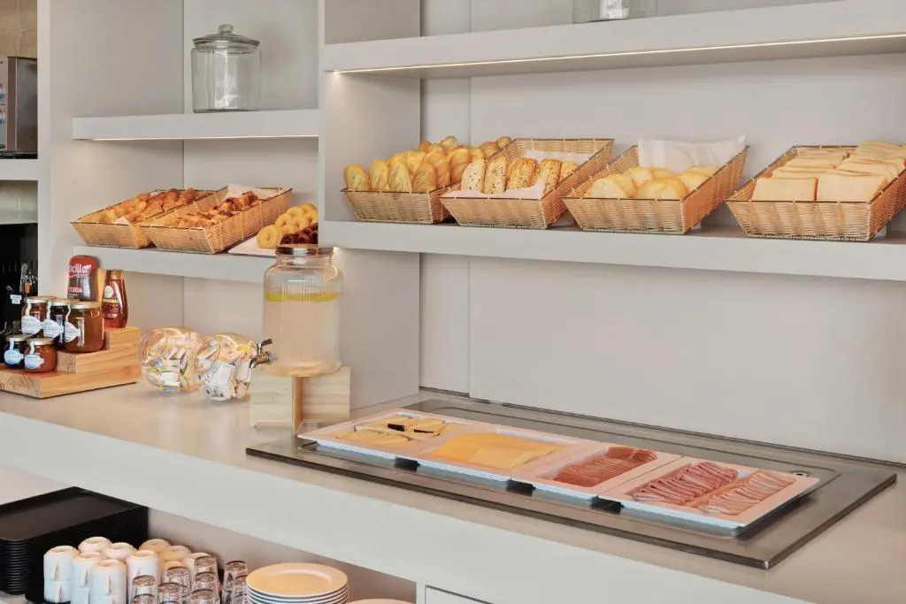 B&B HOTEL Alicante Aeropuerto