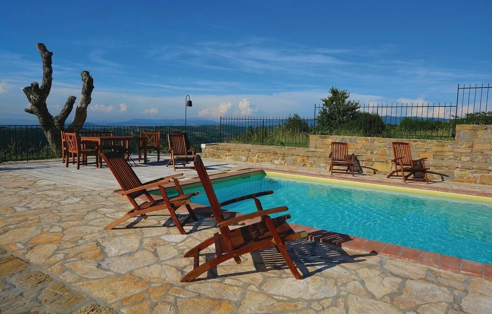 Gorgeous Home In Gracisce