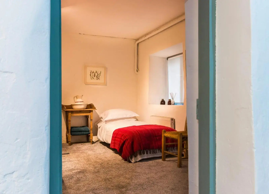 Cleo Gallery Apartments