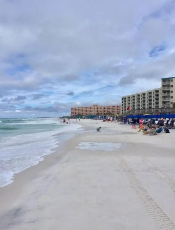 Jetty East 516b by Best Beach Getaways