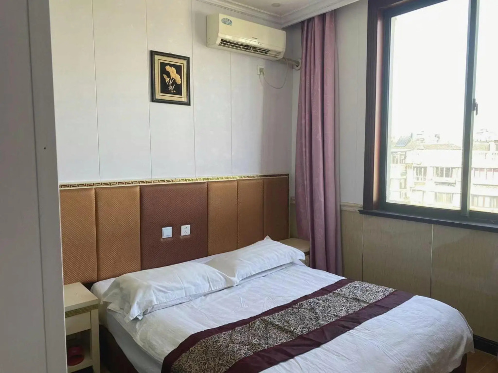 Shanghai Quanquan Hotel (Baoshan Wanda Plaza)