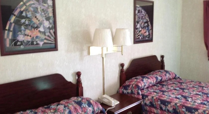 Budget Inn Hazelwood
