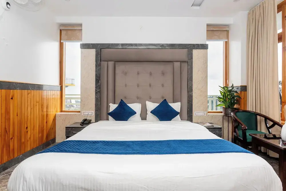 Tara Van - Best Mountain View Hotel in Dharamkot