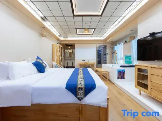 Shell Hotel（Zhangjiajie Tianmenshan Cableway Dayong Ancient City Branch）
