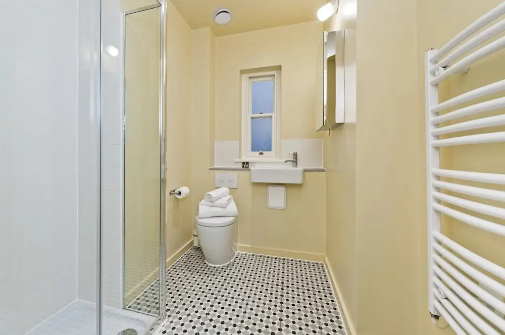 Cosy Studio in Popular NW London Area