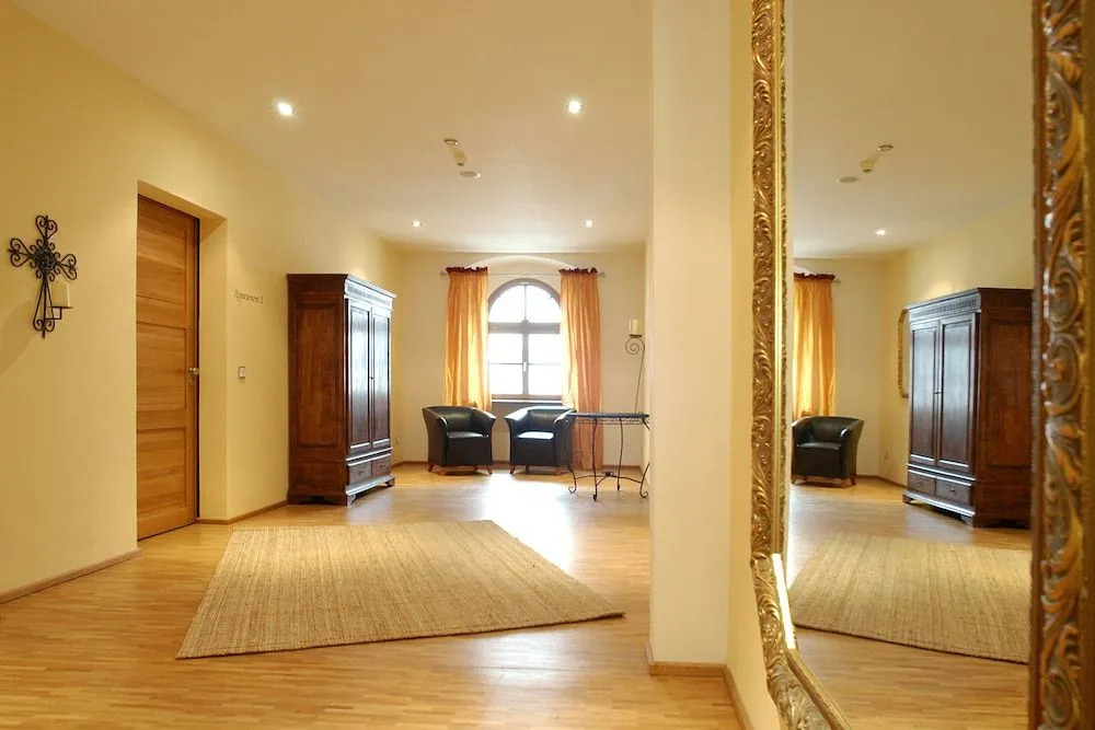 Hotel "Alter Pfarrhof"