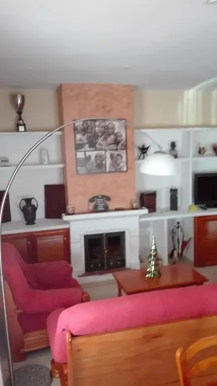 Pregonero House