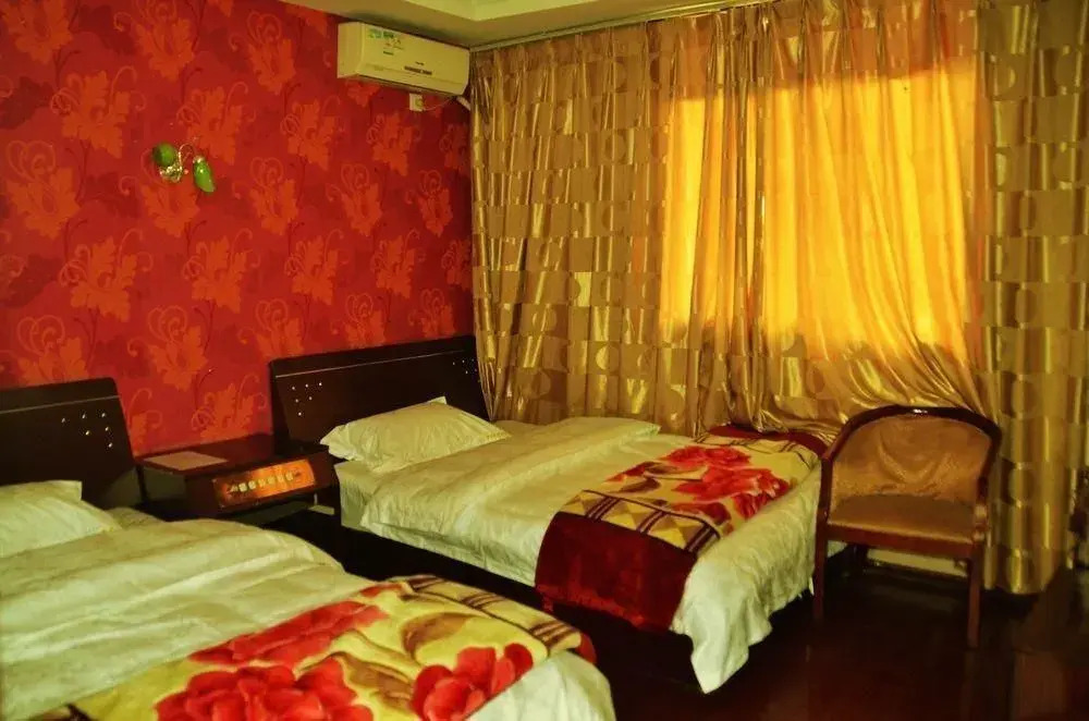 Shuangliu Xinshiji Hotel