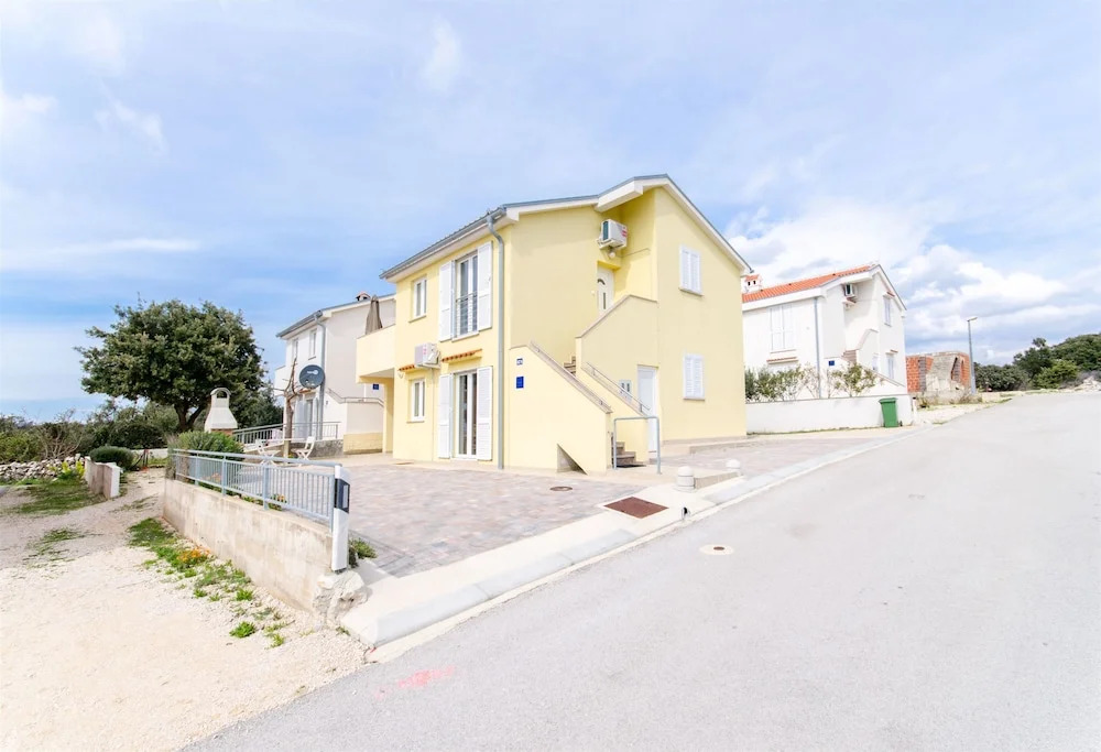 Apartments Andrea