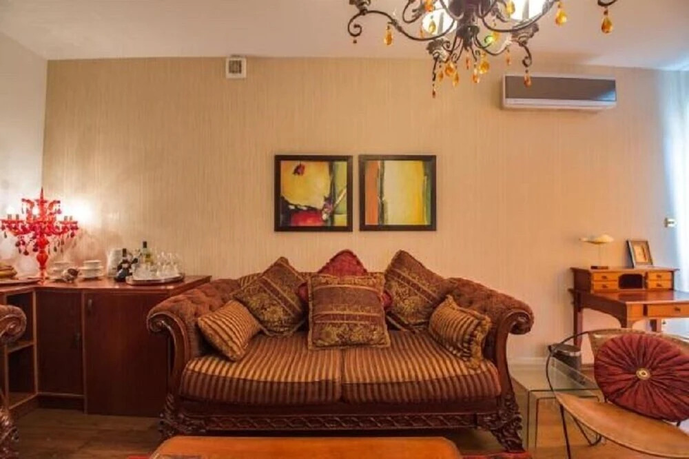 Guru Boutique Suites - Adults Only
