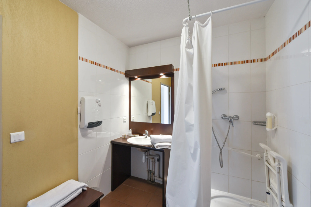 Comfort Aparthotel Six-Fours