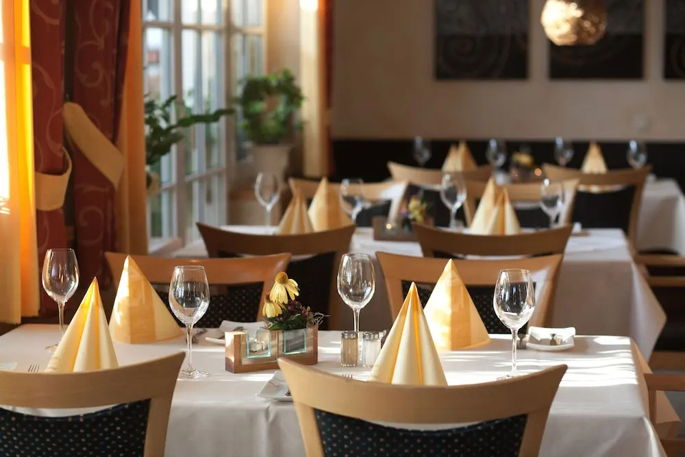 Luckai Hotel & Restaurant Inhaber Dennis Burmann