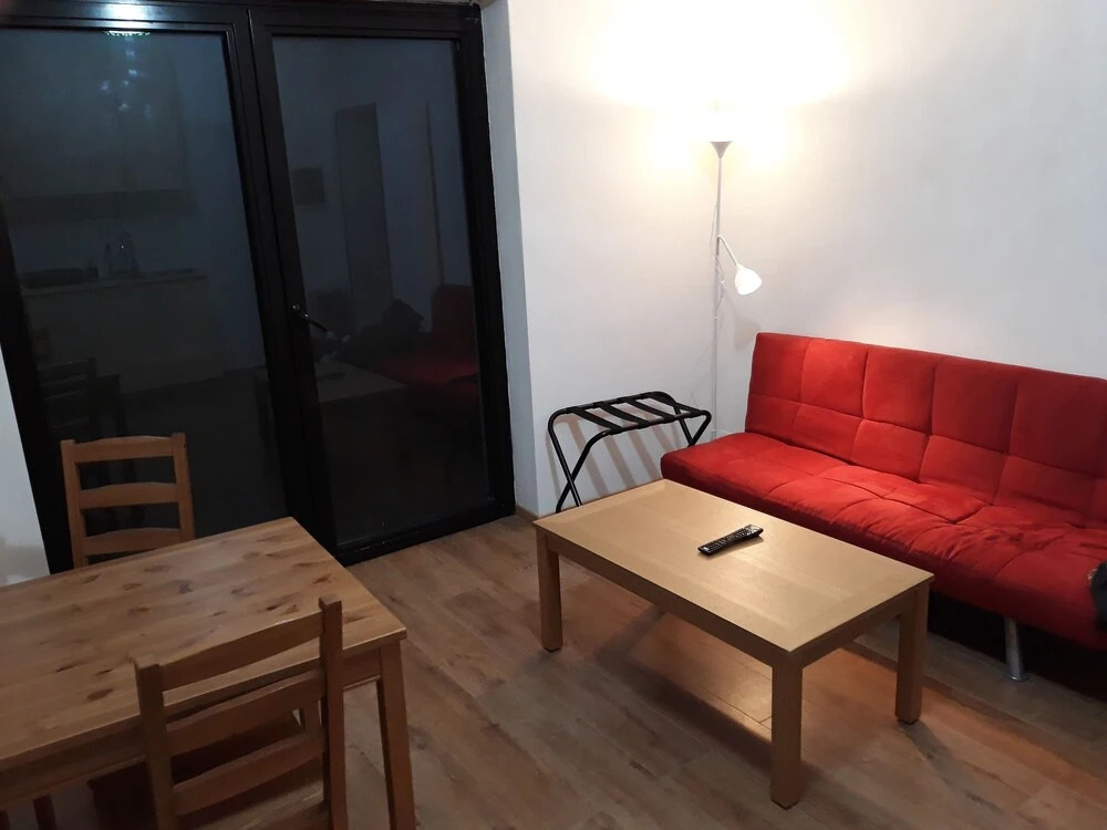 Parvis de Saint Gilles Apartments (Peymans)